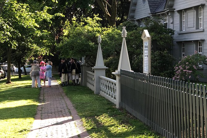 2.5-Hour Salem History & Sightseeing Guided Walking Tour - Price and value: $40 for 2.5 hours of focused walking