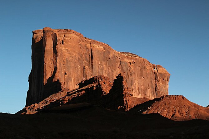 2.5 Hours of Monument Valley's Backcountry 4×4 Tour - Ear of the Wind, Totem Pole View, and the art of getting the shot