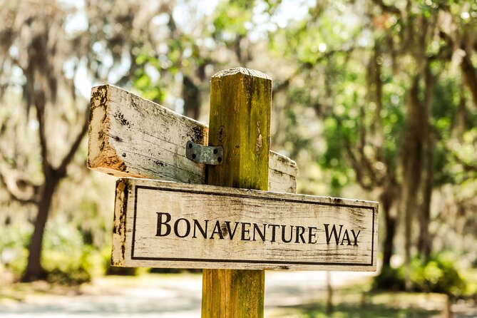 2-Hour Bonaventure Cemetery Walking Tour - Your 2-hour Route: Meeting at the Visitor Restrooms and Walking Up to a Mile