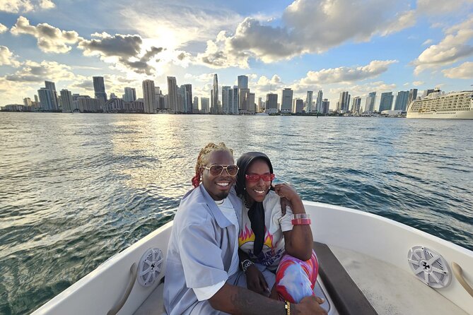 2 hrs Miami Private Boat Tour with Cooler, Ice, Bluetooth Stereo - The Route in Plain English: Celebrity Homes to the Venetian Causeway