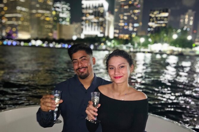 2 hrs Miami Private Boat Tour with Cooler, Ice, Bluetooth Stereo - Boats, Restrooms, and Other Small Details That Matter