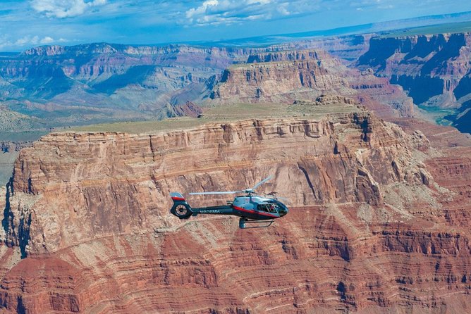 45-minute Helicopter Flight Over the Grand Canyon from Tusayan, Arizona - Inside the Helicopter: Windows, Headsets, and Comfort