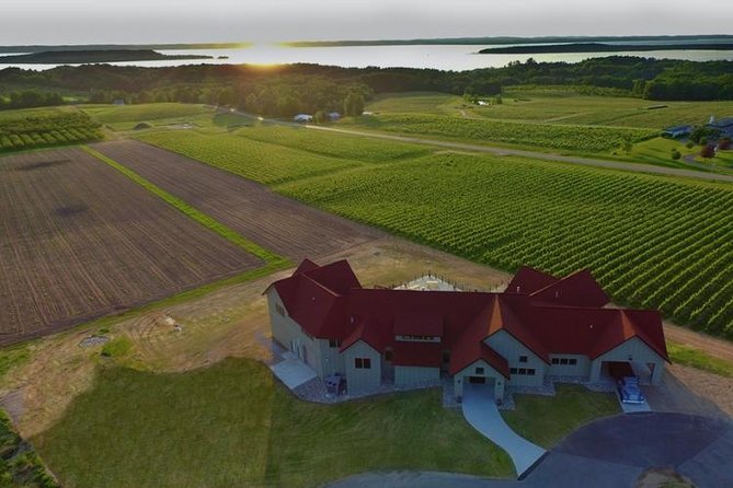 5-Hour Traverse City Wine Tour: 4 Wineries on Old Mission Peninsula - The 5-Hour Flow: How the Timing Works on Old Mission Peninsula