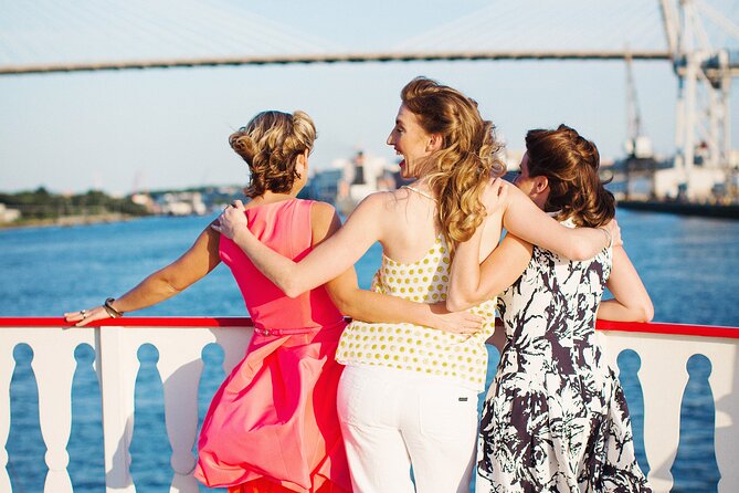 90-Minute Savannah Riverboat Sightseeing Cruise - River Street Waterfront Views: Great Framing, Expect Industrial Edges
