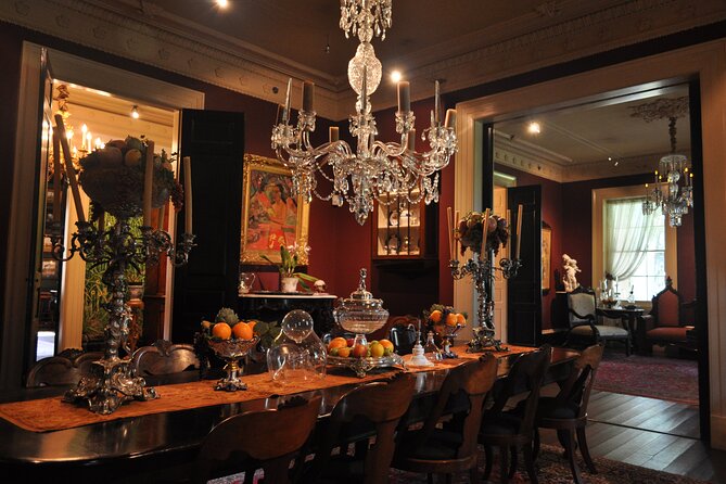 Airboat and Plantations Tour with Gourmet Lunch from New Orleans - Houmas House and Gardens: Elegant Lunch, Estate Stories, and a Lot of Walking
