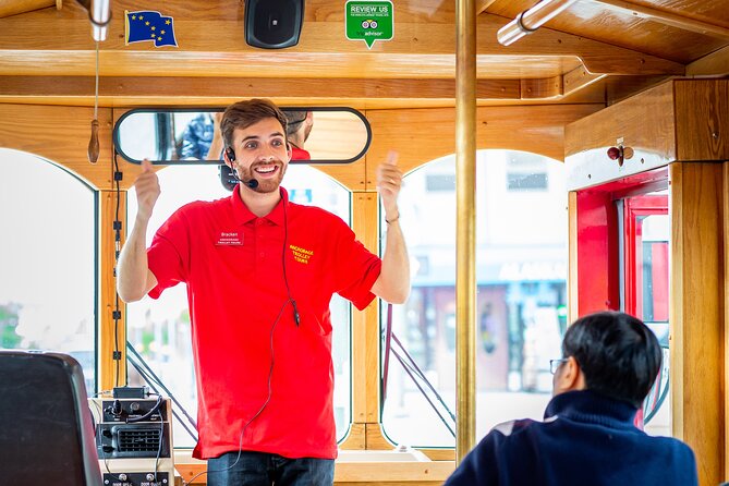 Anchorage Trolley's Deluxe City Tour - Earthquake Park: Fault Line Stories and a Quick Photo Break