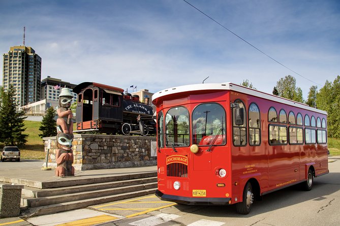 Anchorage Trolley Tour - Wildlife Along the Route: Birds, Moose, and Roadside Realities