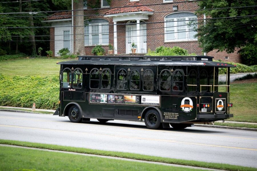Atlanta: 1.5-Hour Highlight Trolley Tour - Getting On: The Hilton Garden Inn Peachtree Meeting Point