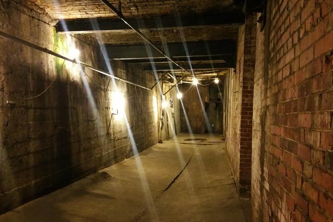 Beneath The Streets Underground History Tour - Key things that make Beneath The Streets work