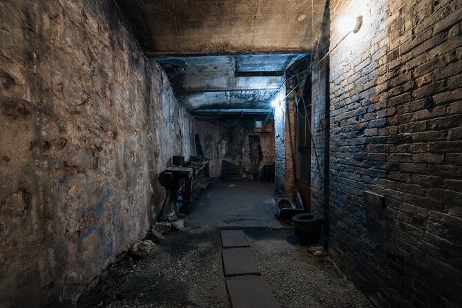 Beneath The Streets Underground History Tour - Stop 1 at Beneath the Streets: the Pioneer Square origin story