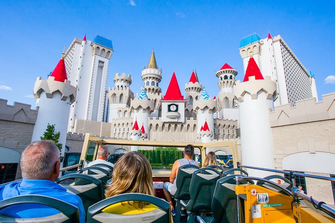 Big Bus Las Vegas: Hop-On Hop-Off Sightseeing Bus Tour - Audio and earbuds: how to get more out of the narration