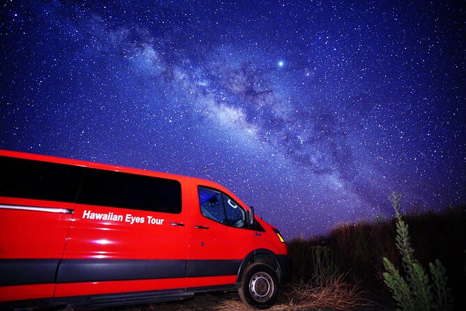 Big Island: Mauna Kea Summit Tour with Free Night Star Photo - After dark: stargazing with a refractor telescope and laser pointer