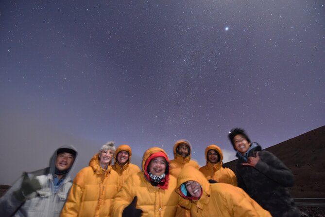 Big Island: Mauna Kea Summit Tour with Free Night Star Photo - Dinner and winter comfort: small details that change the whole night