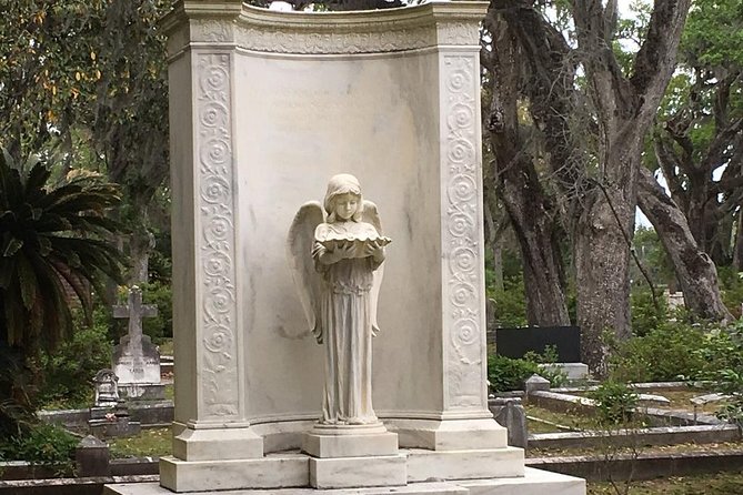 Bonaventure Cemetery Walking Tour with Transportation - Price and Value: Why $48 Can Make Sense for a Transported Cemetery Tour