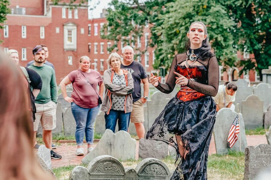 Boston: 1.5-Hour Ghosts and Gravestones Tour - How the 90-minute format keeps things moving