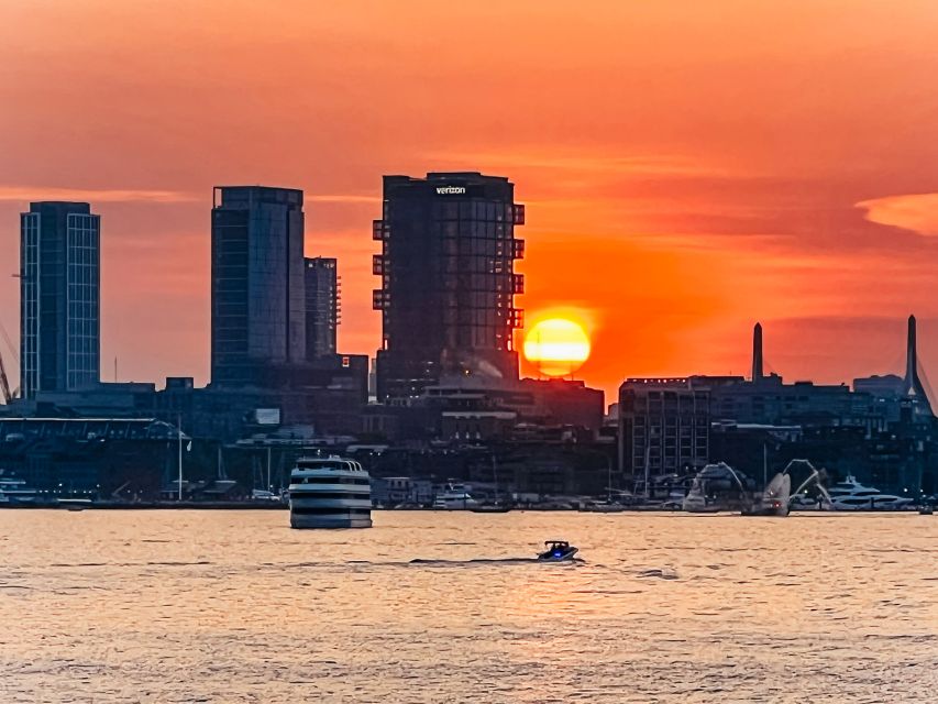 Boston: Boston Harbor Sunset Cruise - Who This Cruise Suits Best