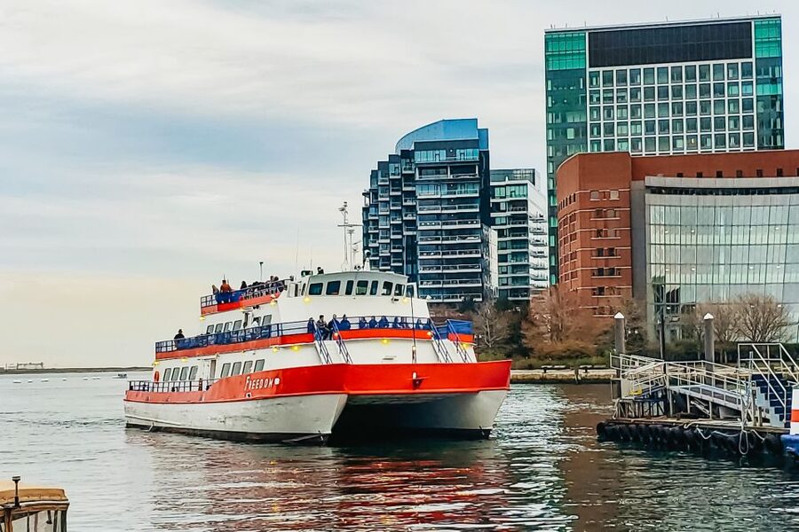 Boston: Boston Harbor Sunset Cruise - Timing Tips: How to Make the Most of the Darkening Harbor