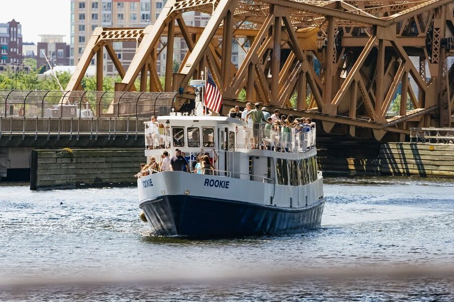 Boston: City Cruises Historical Sightseeing Cruise - Past Bunker Hill Monument and Boston Harbor Islands: Learning the Harbor’s Big Picture