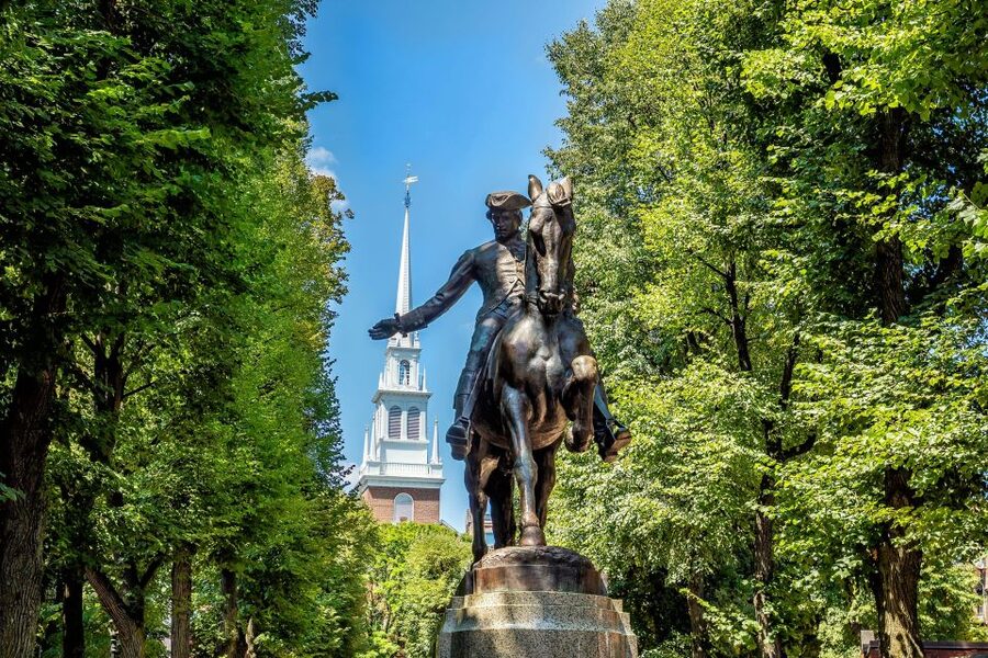 Boston: Freedom Trail History Small Group Walking Tour - Old North Church and Copps Hill Burying Ground: the North End ending gets emotional