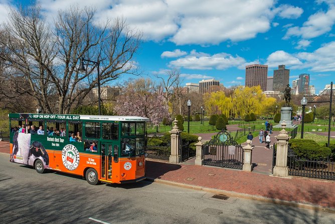 Boston Hop-On Hop-Off Trolley Tour with 13 Stops - Stops 9-13: Tea Party Ships, Fort Point, Prudential View Deck, Symphony Hall, and Trinity Church