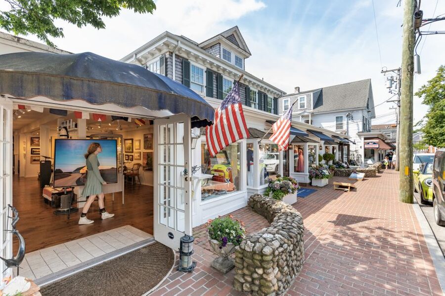Boston: Martha's Vineyard Day Trip with Optional Island Tour - Oak Bluffs Gingerbread Cottages: The Fairytale Start That Sets the Tone