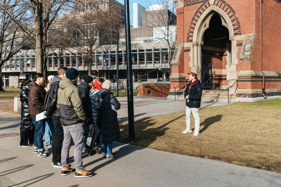 Cambridge: Harvard University Student-Guided Walking Tour - What the student guide actually adds (and what you should expect to hear)