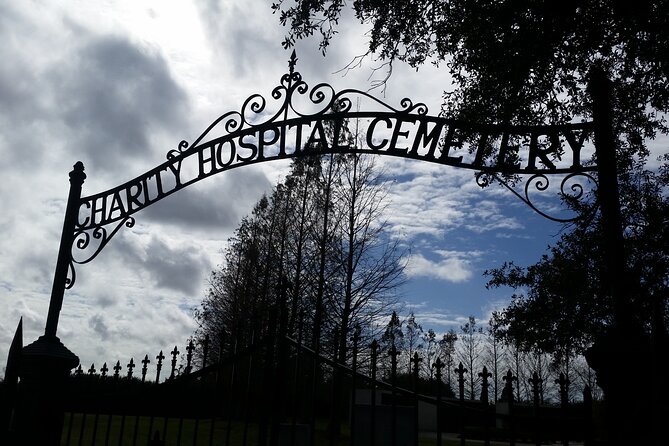 Cemetery and Ghost BYOB Bus Tour in New Orleans - Key points to know before you go