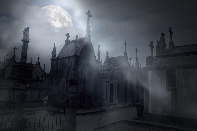 Cemetery and Ghost BYOB Bus Tour in New Orleans - Who should book, and who might want a different night