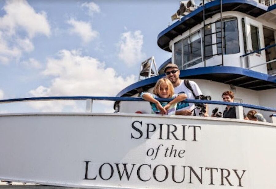 Charleston: Fort Sumter Entry Ticket with Roundtrip Ferry - Fort Sumter and Fort Moultrie: how to use your hour well