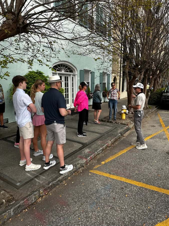 Charleston: History and Architecture Guided Walking Tour - St. Michael’s Church inside visit: the calm break in a busy city