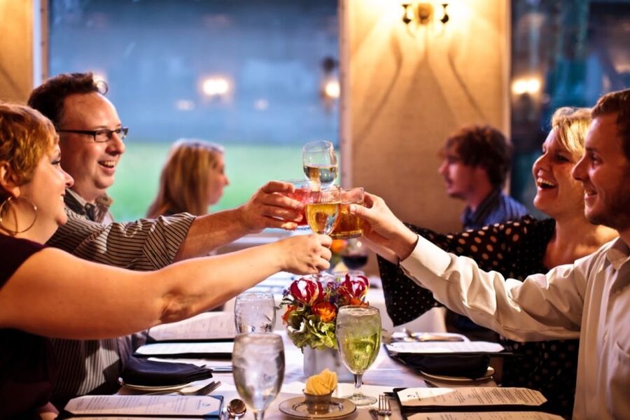 Charleston: Luxury Harbor Dinner Cruise - Deck Strategy: Air-Conditioned Comfort, Open-Air Views, and When to Move