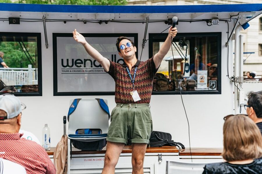 Chicago: 1.5-Hour Lake and River Architecture Cruise - What to wear, what to bring, and how to avoid the common annoyances
