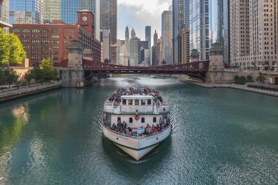 Chicago: Architecture Center Cruise on Chicago's First Lady - Adding the Chicago Architecture Center for $5: when it’s a smart move