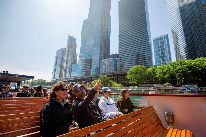 Chicago Architecture River Cruise - Pets, Size, and the Feel of the Group