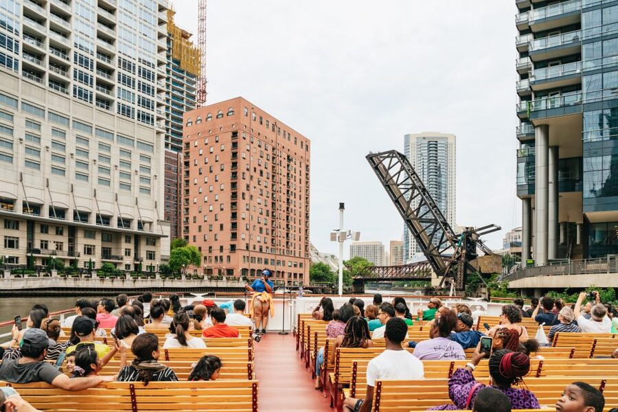 Chicago: Architecture River Cruise Skip-the-Ticket Line - Who this tour is best for, and who should skip it
