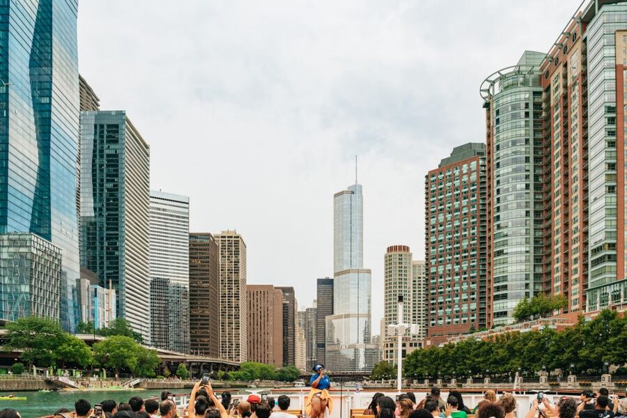 Chicago: Architecture River Cruise Skip-the-Ticket Line - The docent experience: why the narration quality is the real highlight