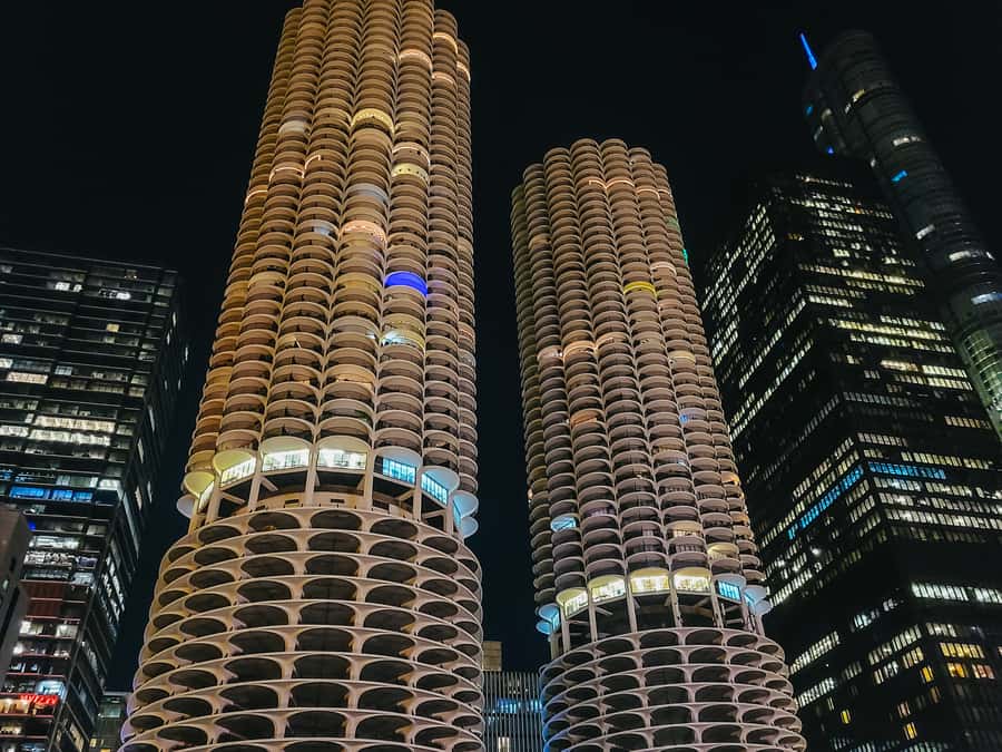 Chicago: Fireworks Cruise with Lake or River Viewing Options - The Narration and Architecture: Why the Cruise Feels Like More Than a Fireworks Ticket