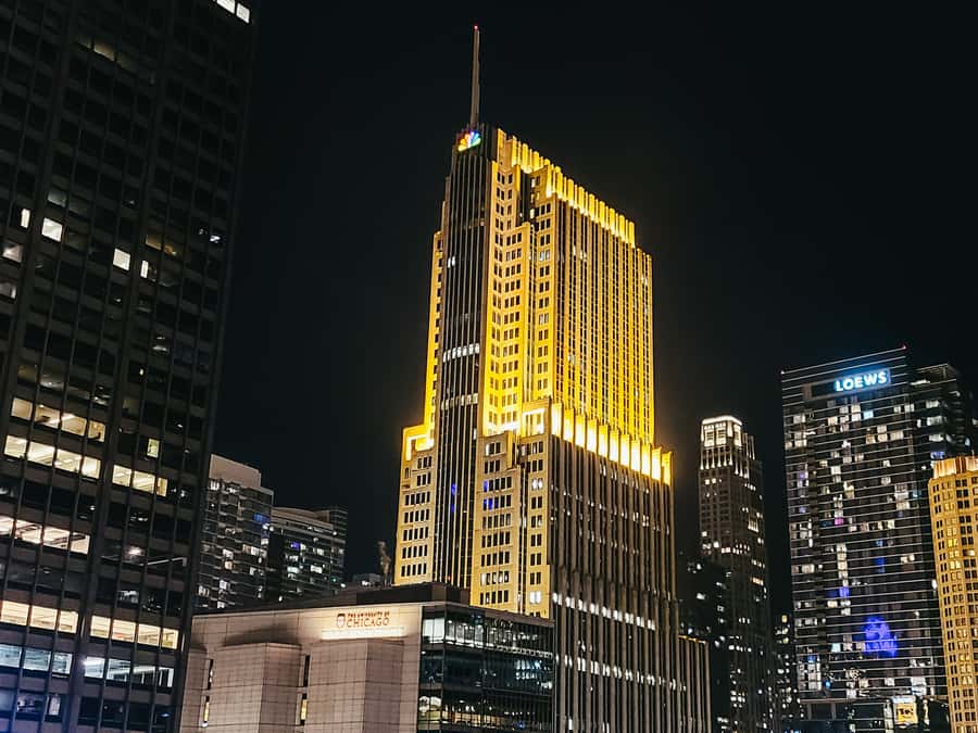 Chicago: Fireworks Cruise with Lake or River Viewing Options - Timing Your Night: When to Arrive, How Long You’ll Be Out, and What to Wear
