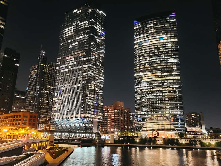 Chicago: Fireworks Cruise with Lake or River Viewing Options - Price and Value for Around $32: What You Get for the Money