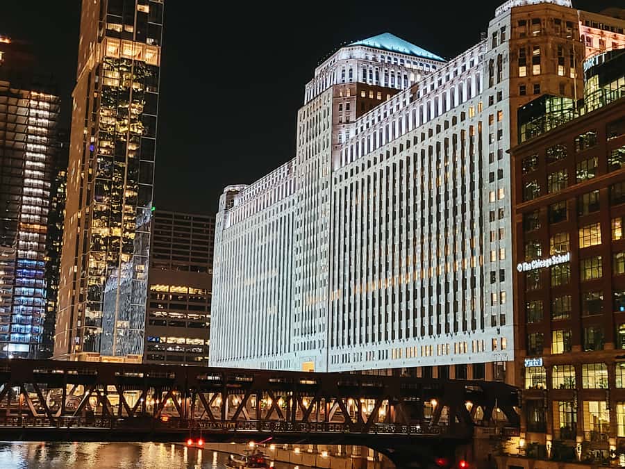 Chicago: Fireworks Cruise with Lake or River Viewing Options - Should You Book the Chicago Navy Pier Fireworks Cruise?