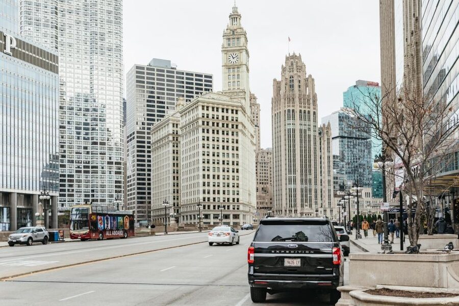 Chicago: Gangsters and Ghosts Guided Walking Tour - First Steps: From Hoyt’s Tavern to the South Loop’s Secret Past