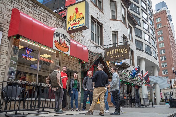 Chicago in a Day: Food, History & Architecture Walking Tour - The Small Group and Guide Style, Why People Rate This So High