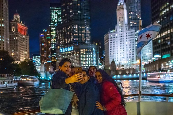 Chicago River 45-Minute Architecture Tour from Magnificent Mile - What $28 really buys on a Chicago River architecture tour