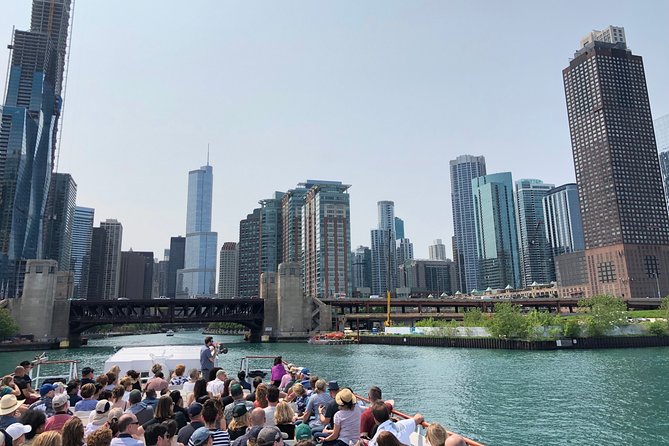 Chicago River 90-Minute Architecture Boat Tour - On-board experience details you should plan for