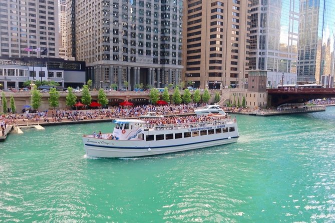Chicago River 90-Minute Architecture Boat Tour - Finding the boat at 900 S Wells St, and where to sit for the best views