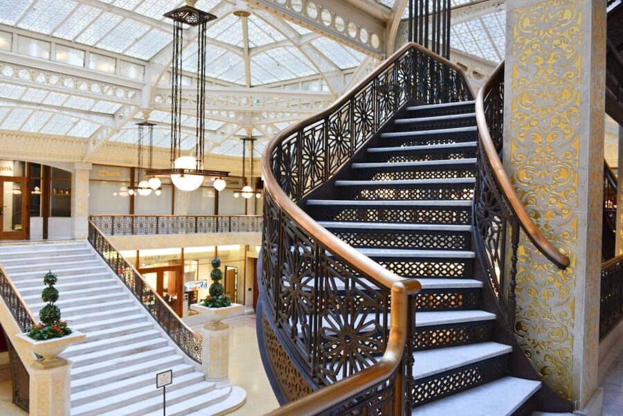 Chicago: Secret Interiors Architecture Walking Tour - Should You Book This Chicago Secret Interiors Tour?