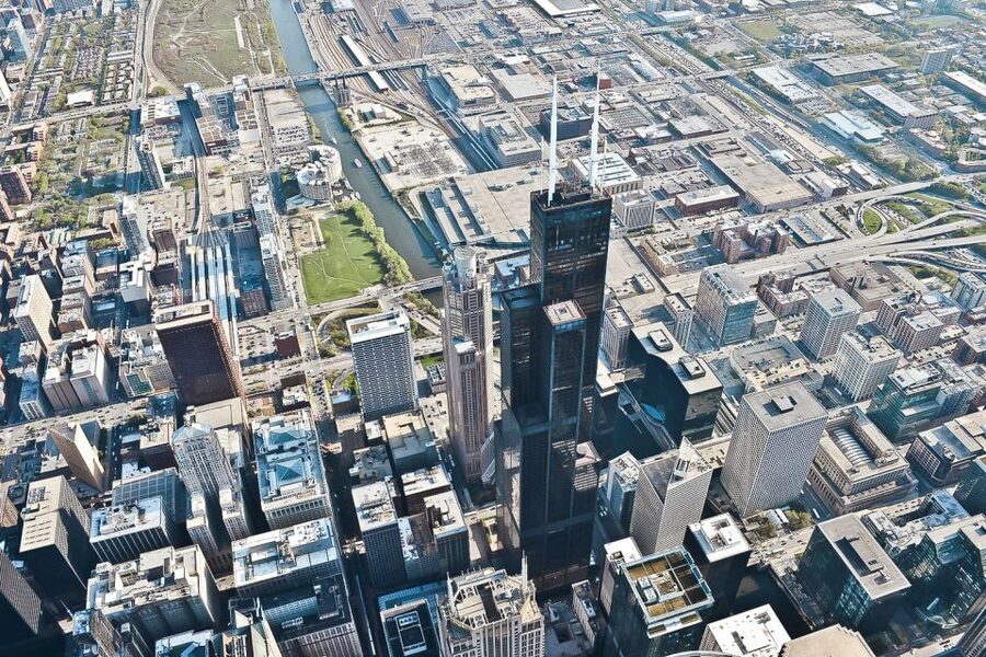 Chicago: Willis Tower Skydeck and The Ledge Ticket - Who this is best for, and who might feel rushed