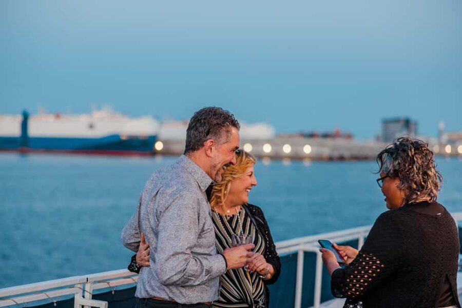 City Cruises Norfolk: Lunch, Brunch, or Dinner Buffet Cruise - Service Style: Friendly, Fast, and Sometimes Personal