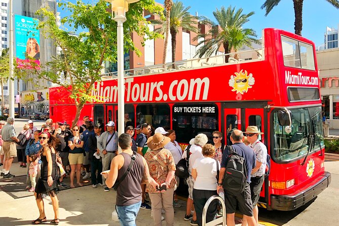 City Half Day Tour of Miami by Bus with Sightseeing Cruise - Little Havana stop: a short flavor of Cuba