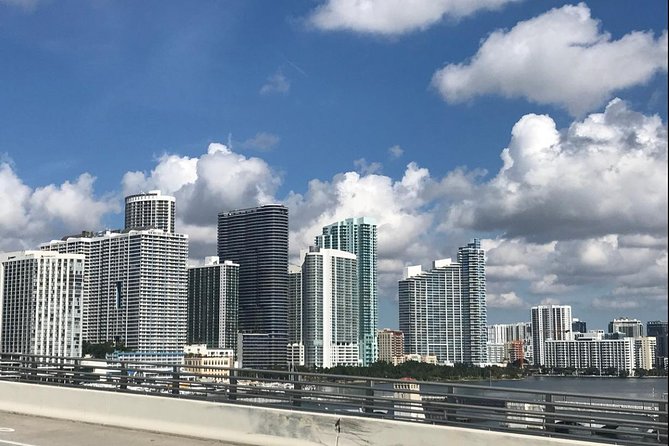 City Half Day Tour of Miami by Bus with Sightseeing Cruise - Bayside Marketplace lunch hour: choose your own pace